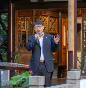 文化參贊王文輝在開幕式上致辭